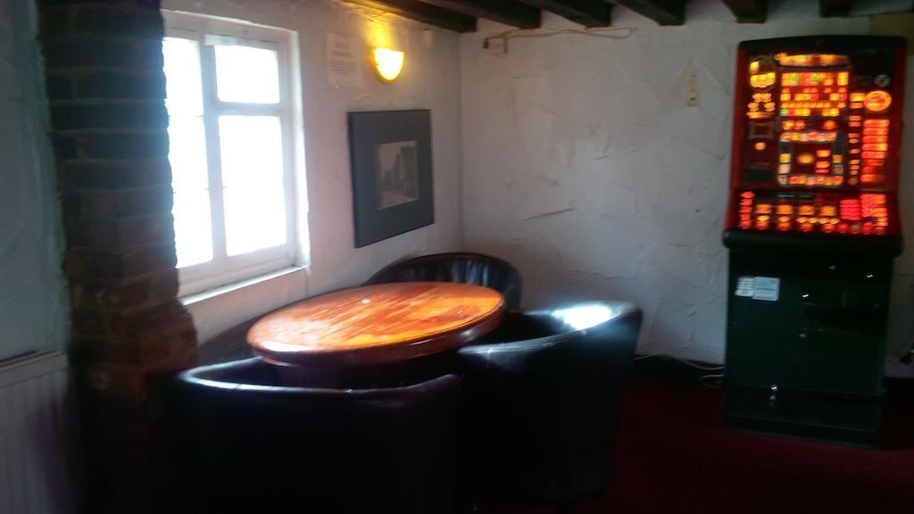 Mary Rose Inn Hotel Orpington Exterior foto